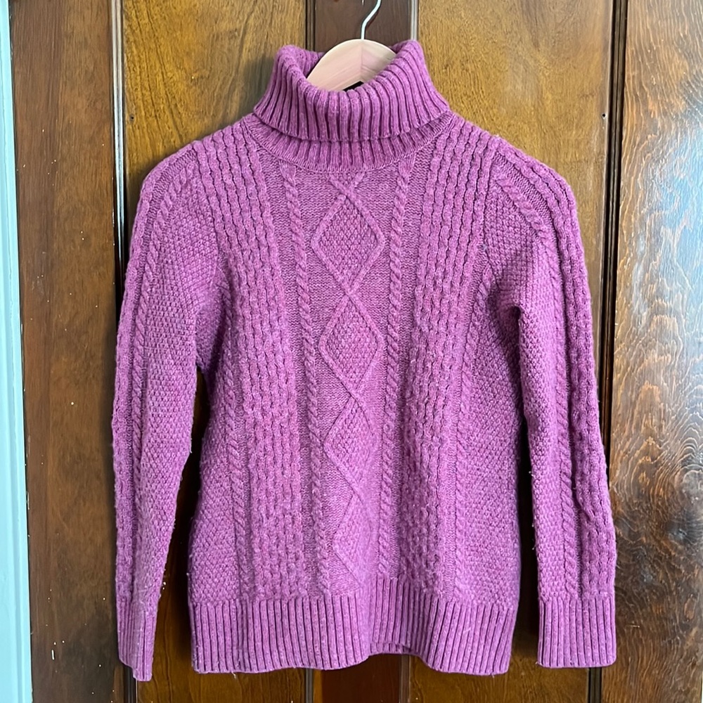 XS L.L. Bean pink turtleneck cable sweater